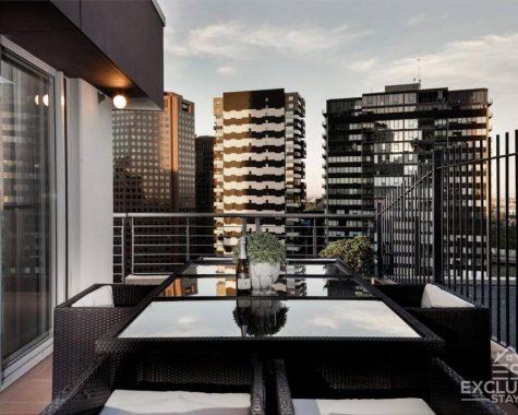 Exclusive Stays – Boulevard Penthouse