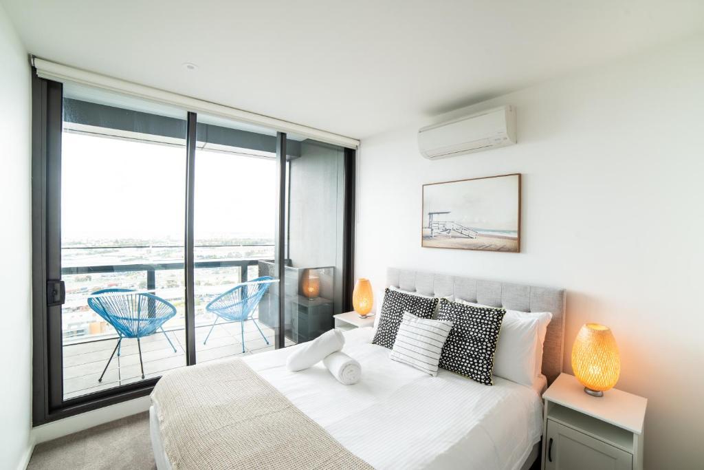 Melbourne Private Apartments – Collins Street Waterfront, Docklands